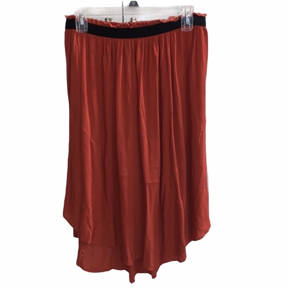 H&M Dresses & Skirts - High waisted mid rise skirt